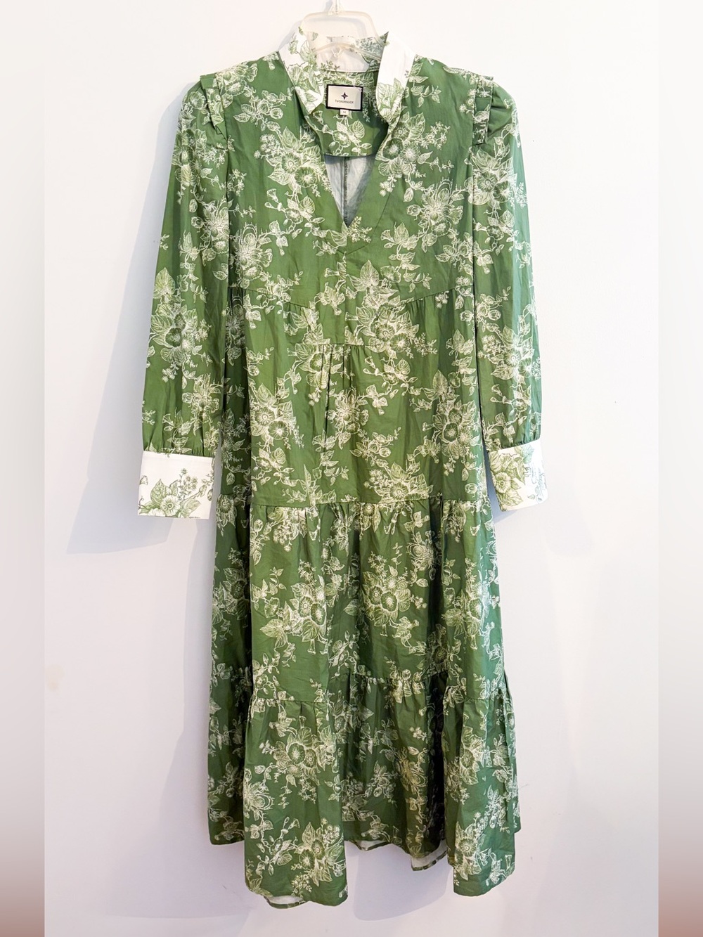 Tuckernuck Green Floral Tiered Midi Dress with White Contrast Cuffs Size M